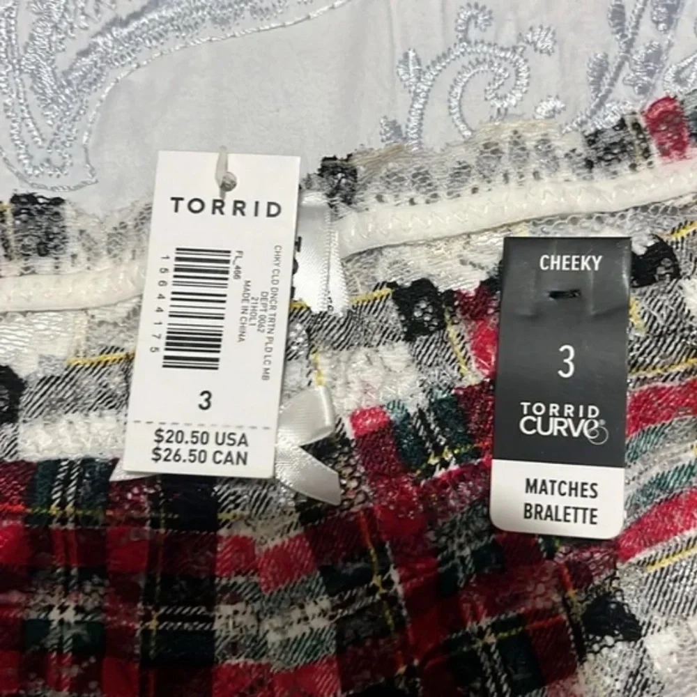 Torrid Winter plaid lace bralette 4x and Matching panties 3x - Picture 5 of 7